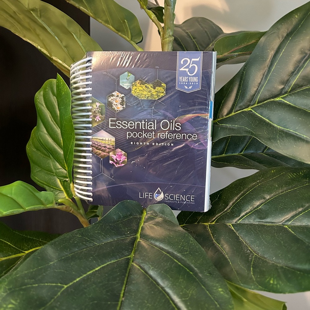 Life Science Essential Pocket Reference Book